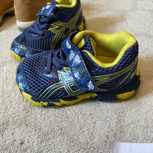 Toddler ASICS sneakers